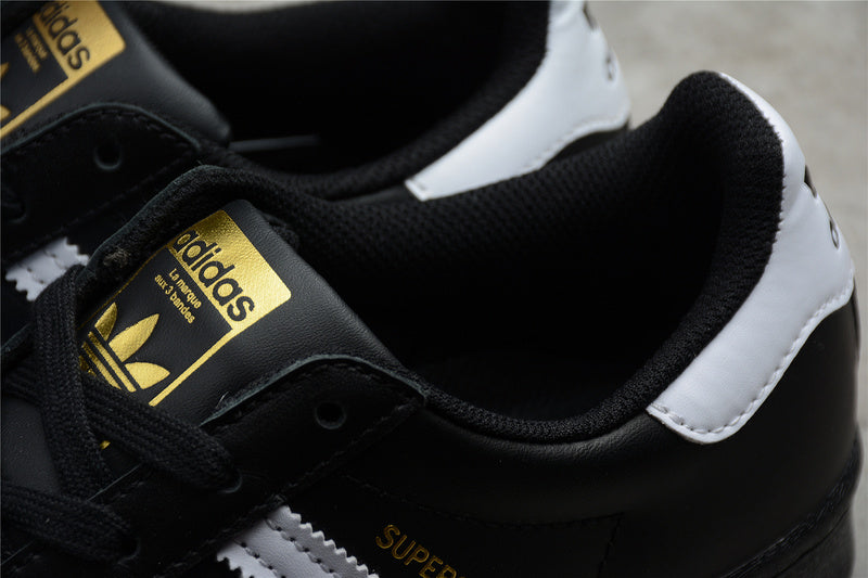 adidasUnisex Superstar - Core Black/Cloud White/Gold