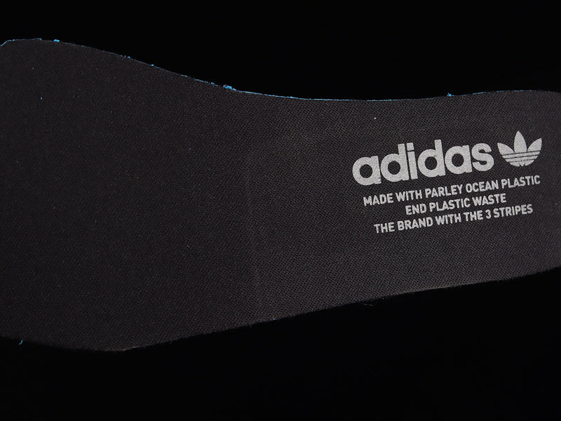 adidasUnisex adiFOM Q - Black