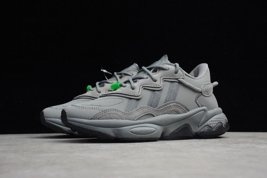 adidasOriginals Ozweegoo - Carbon