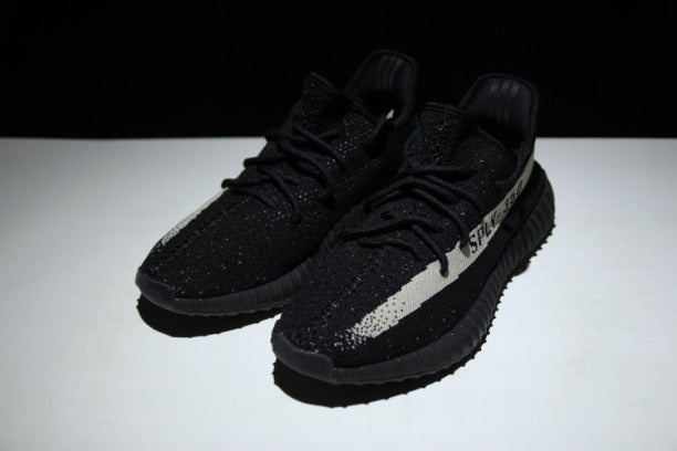 YEEZY Boost 350 - Oreo