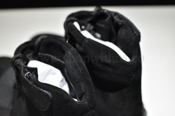 YEEZY Boost 750 - Triple Black