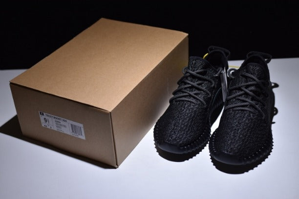 YEEZY Boost 350 - Pirate Black