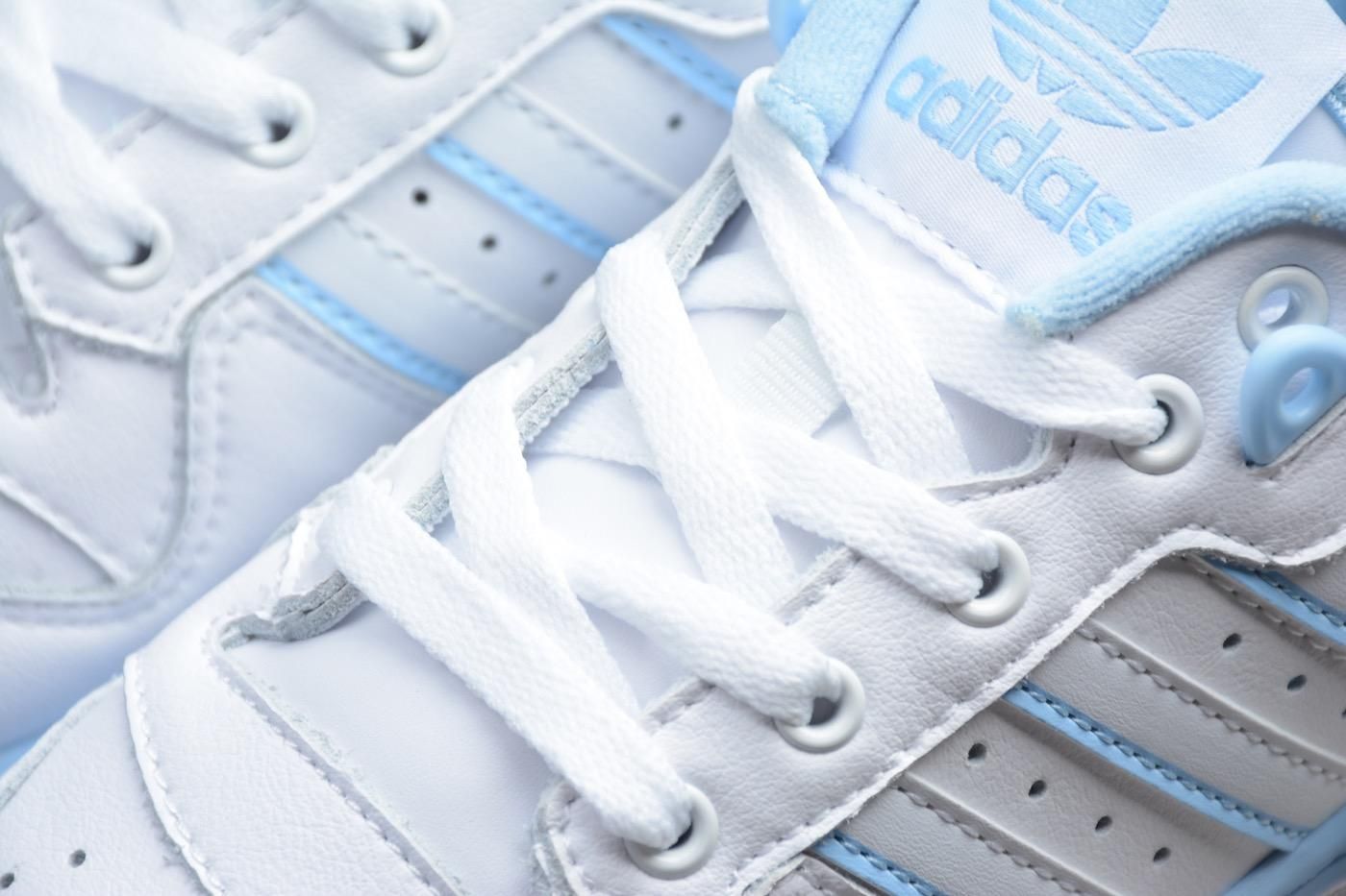 Rivalry Low - Cloud White/Glow Blue
