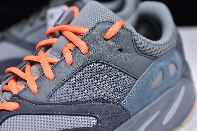 YEEZY Boost 700 -Teal Blue