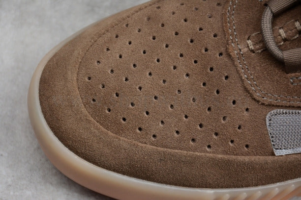 Yeezy Boost 750 - Chocolate