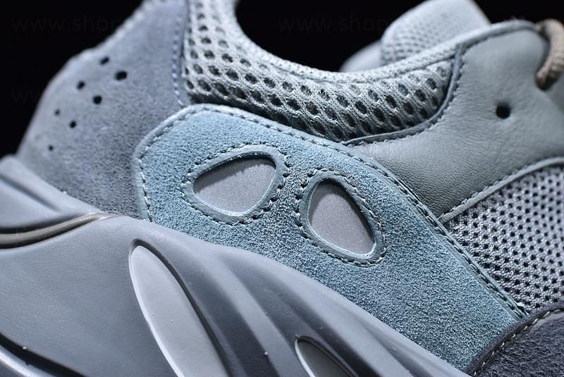 YEEZY Boost 700 -Teal Blue