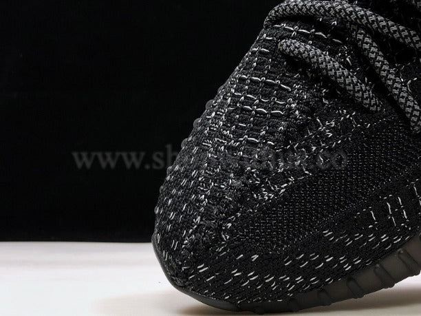 YEEZY Boost 350 V2 Static - Black Reflective