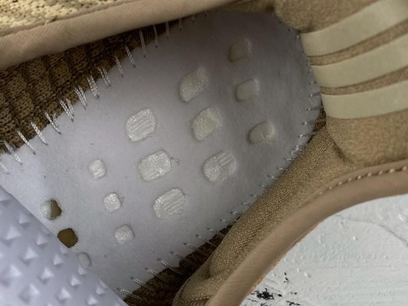 YEEZY Boost 350 V2 - Sand Taupe