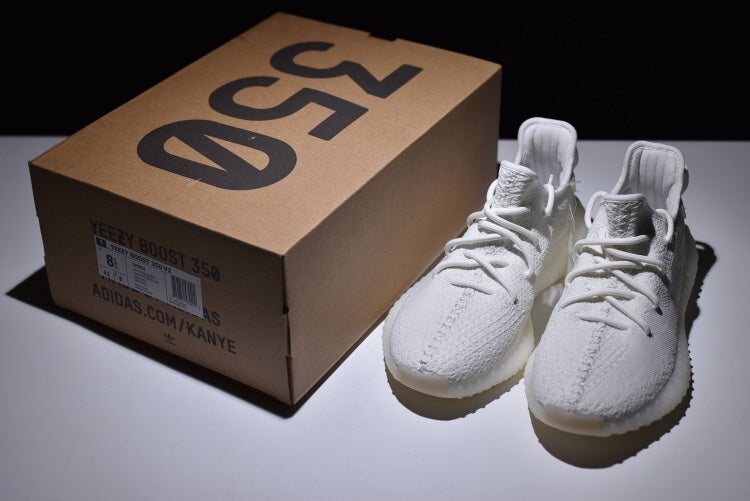 adidasOriginals YEEZY Boost 350 v2 - Triple White