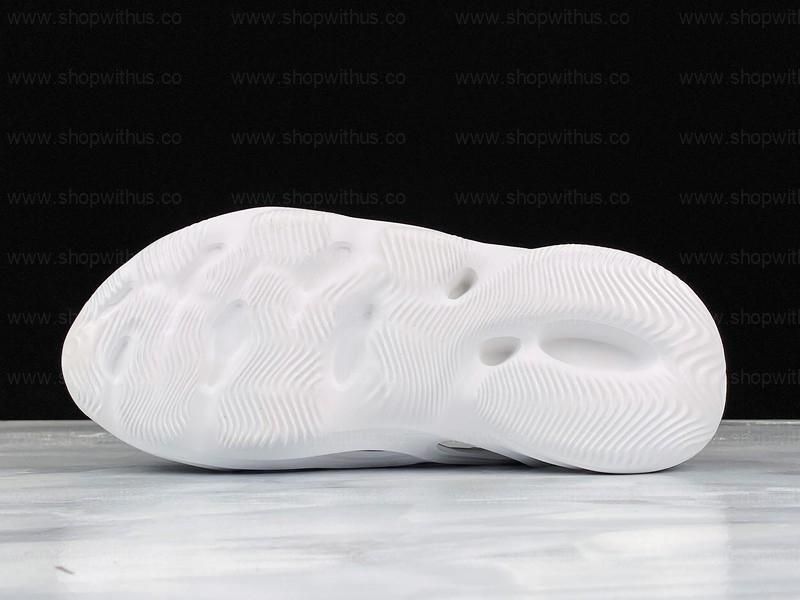 adidasYEEZY  Foam Runner - White