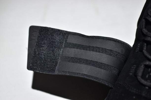 YEEZY Boost 750 - Triple Black