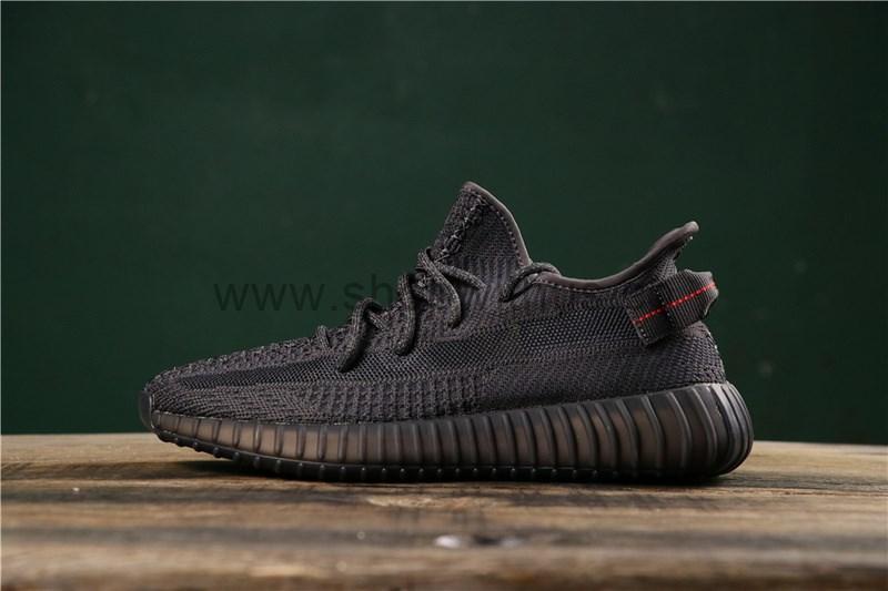 YEEZY Boost 350 V2 - Black Static Non-Reflective (Laces Reflects  Shoe Doesn't)