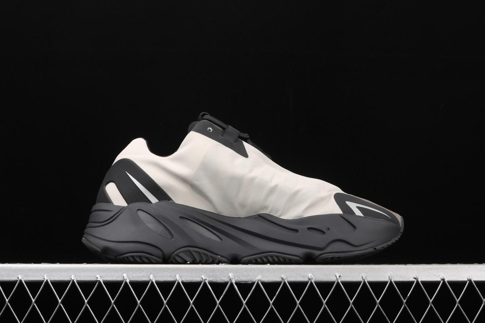 adidasUnisex Yeezy Boost 700 MNVN - Bone