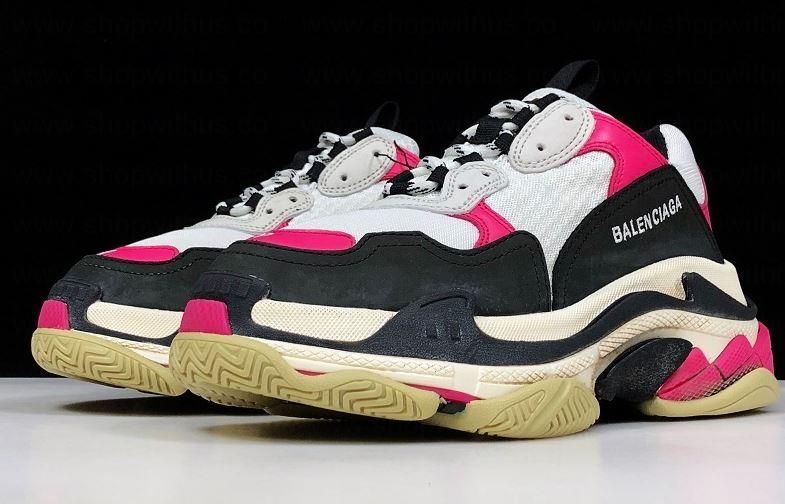 UnisexBalenciaga Triple S - Black/Pink
