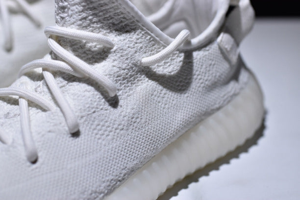 YEEZY Boost 350 v2 - Triple White