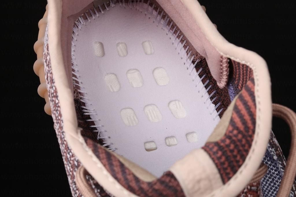 YEEZY Boost 350 V2 - Fade