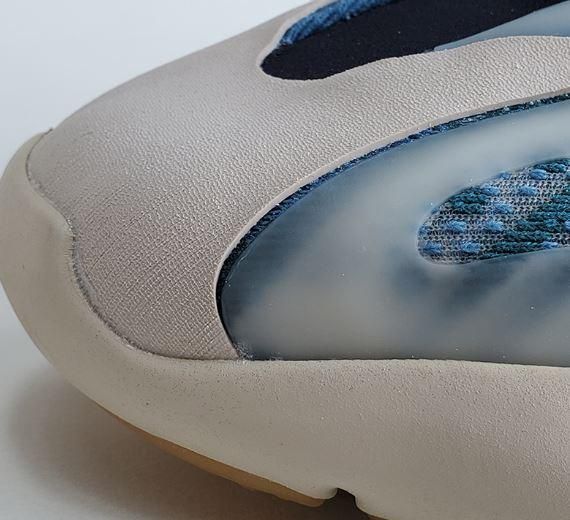 Yeezy 700 V3 - Kyanite