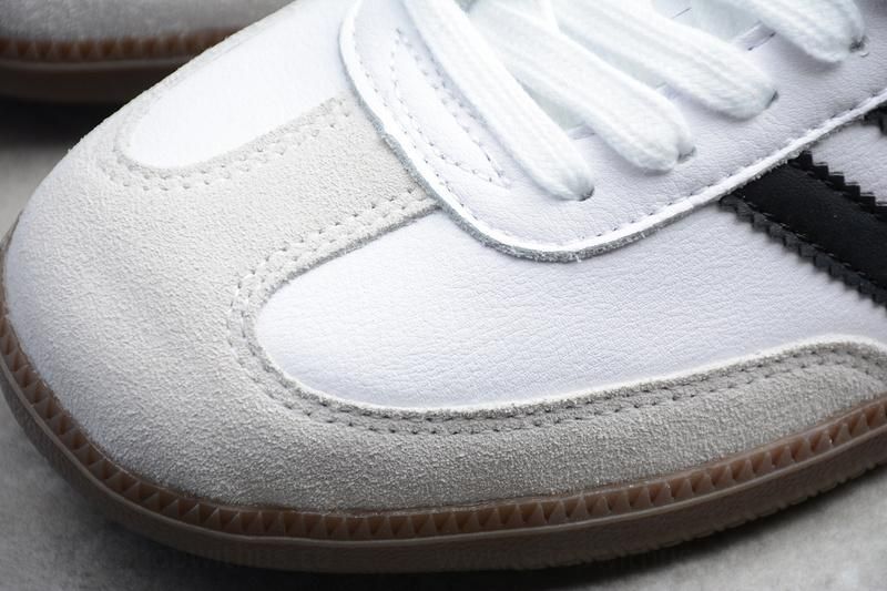 adidasOriginals Samba - White/Black Gum