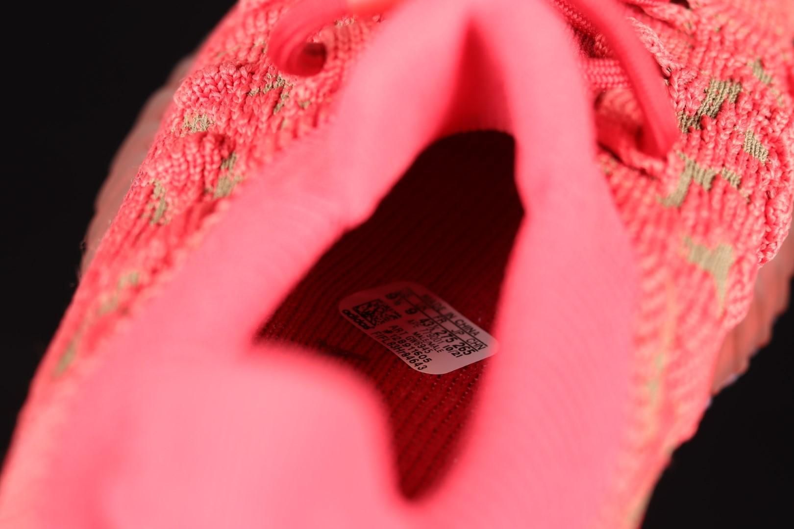 adidasUnisex  Yeezy 350 V2 CMPCT - Slate Red