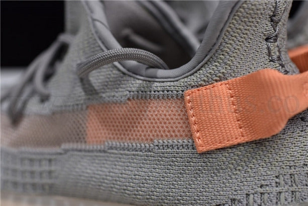 YEEZY Boost 350 V2 - True Form