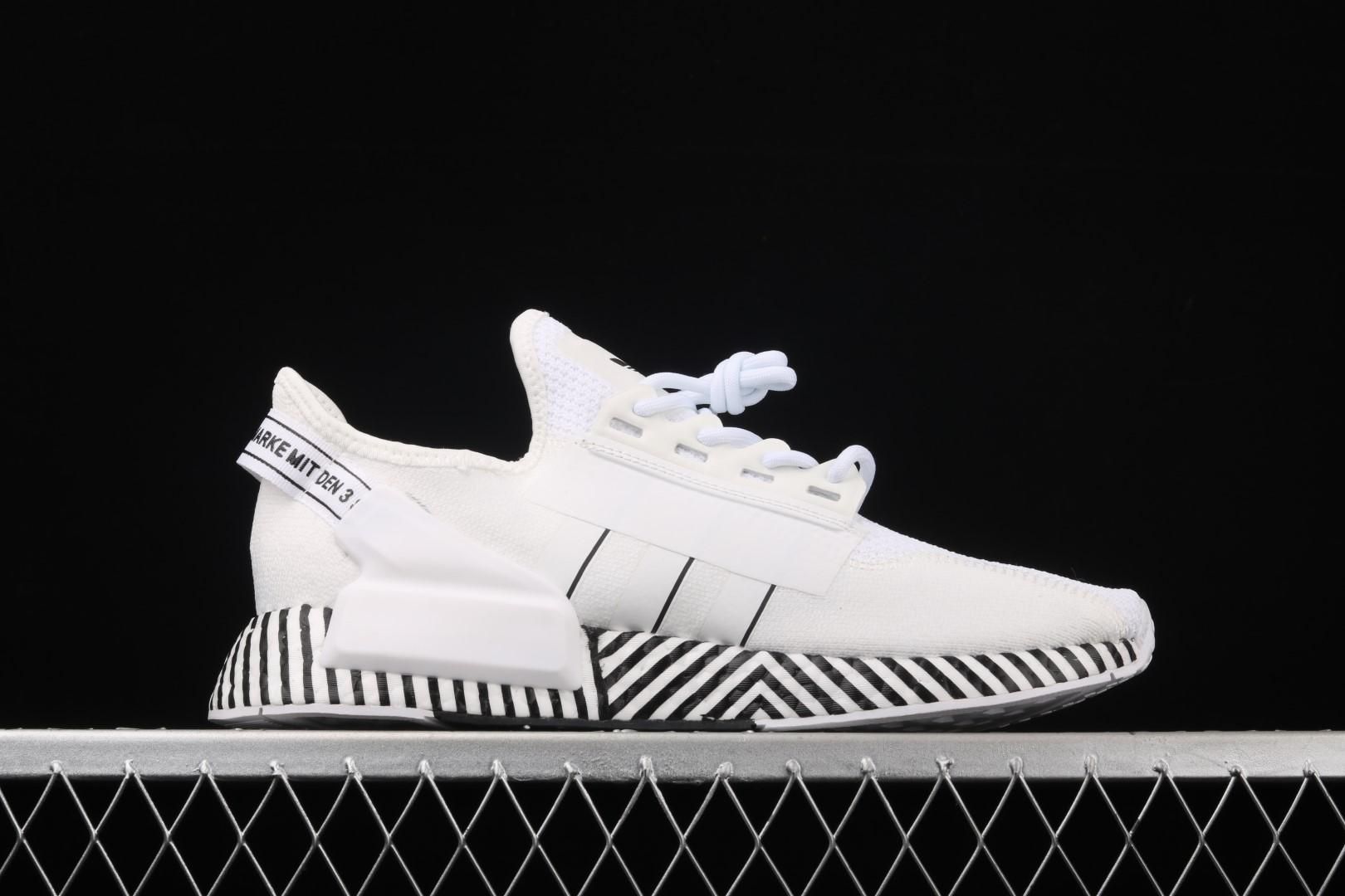 adidasUnisex NMD R1 V2 - Dazzle Camo