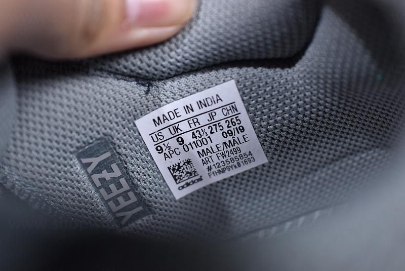 YEEZY Boost 700 -Teal Blue