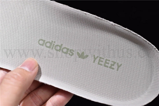 YEEZY Boost 350 V2 - True Form