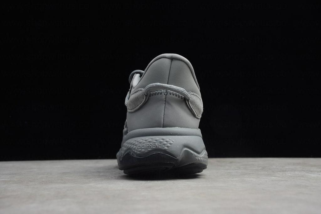 adidasOriginals Ozweegoo - Carbon