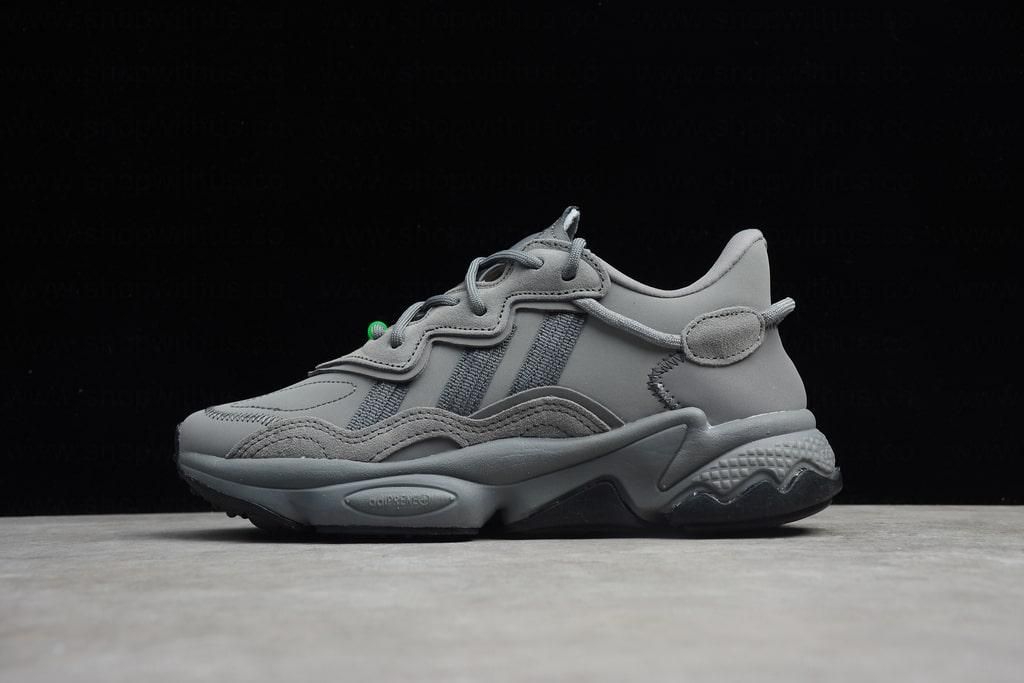 adidasOriginals Ozweegoo - Carbon