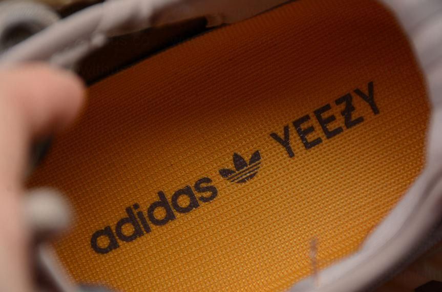 Yeezy Boost 350 V2 - Mono Mist