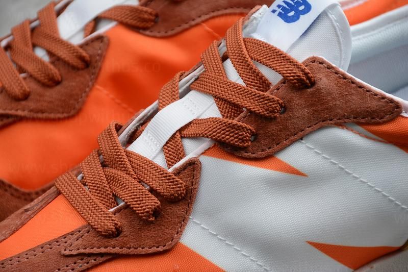 New Balance 327 - Orange