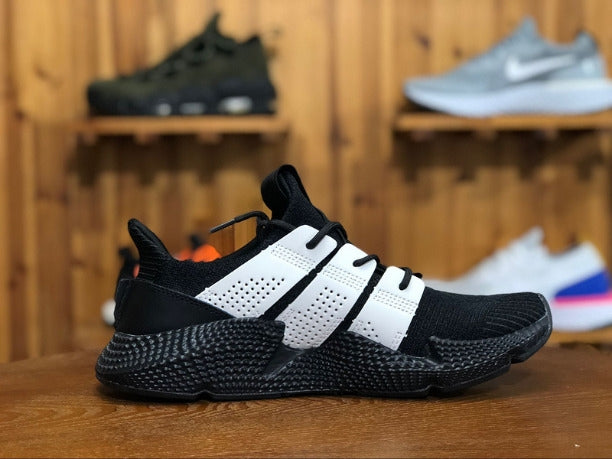 Prophere Sneakers - Core Black/White