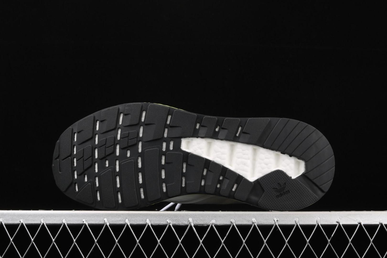 adidasUnisex ZX 2K Boost - Cloud White/Solar Yellow