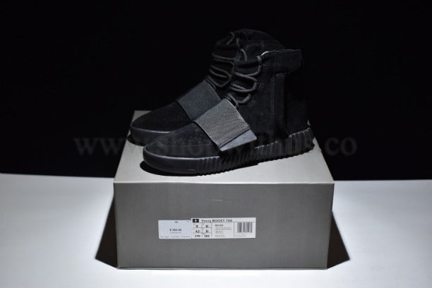 YEEZY Boost 750 - Triple Black