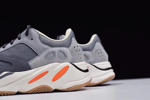 YEEZY Boost 700 - Magnet