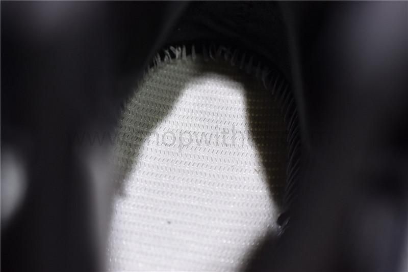 Yeezy Basketball - Quantum