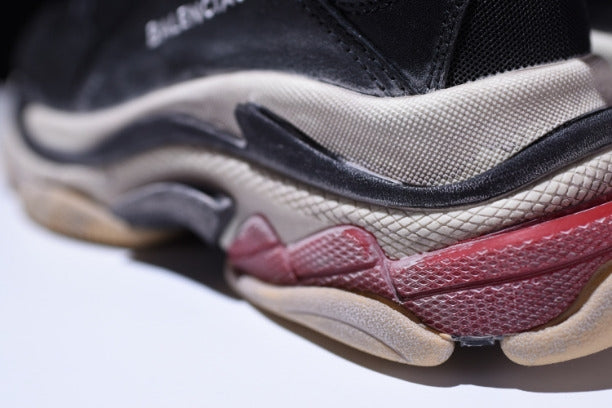 BalenciagaUnisex Triple S Mesh  Nubuck and Leather Sneakers - Black/Red