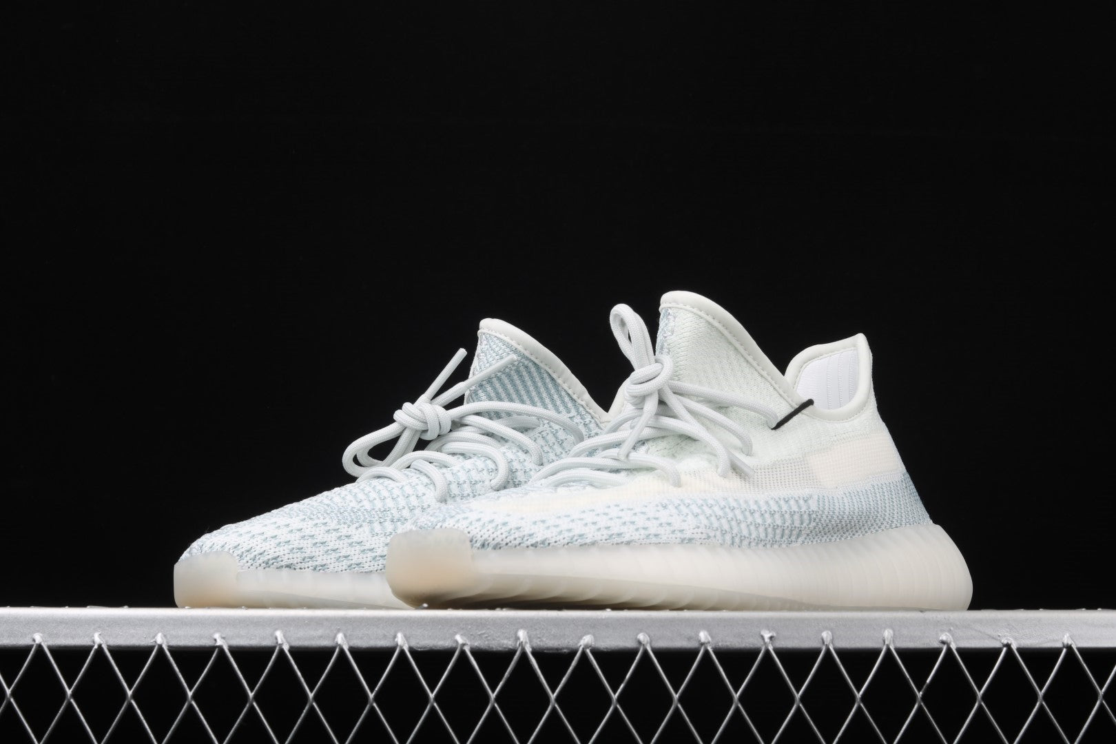 Yeezy Boost 350 V2 - Cloud White (Reflective)