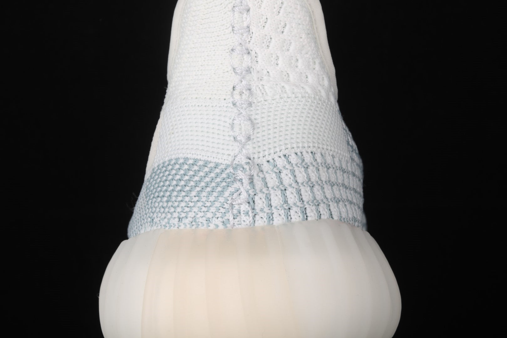 Yeezy Boost 350 V2 - Cloud White (Reflective)