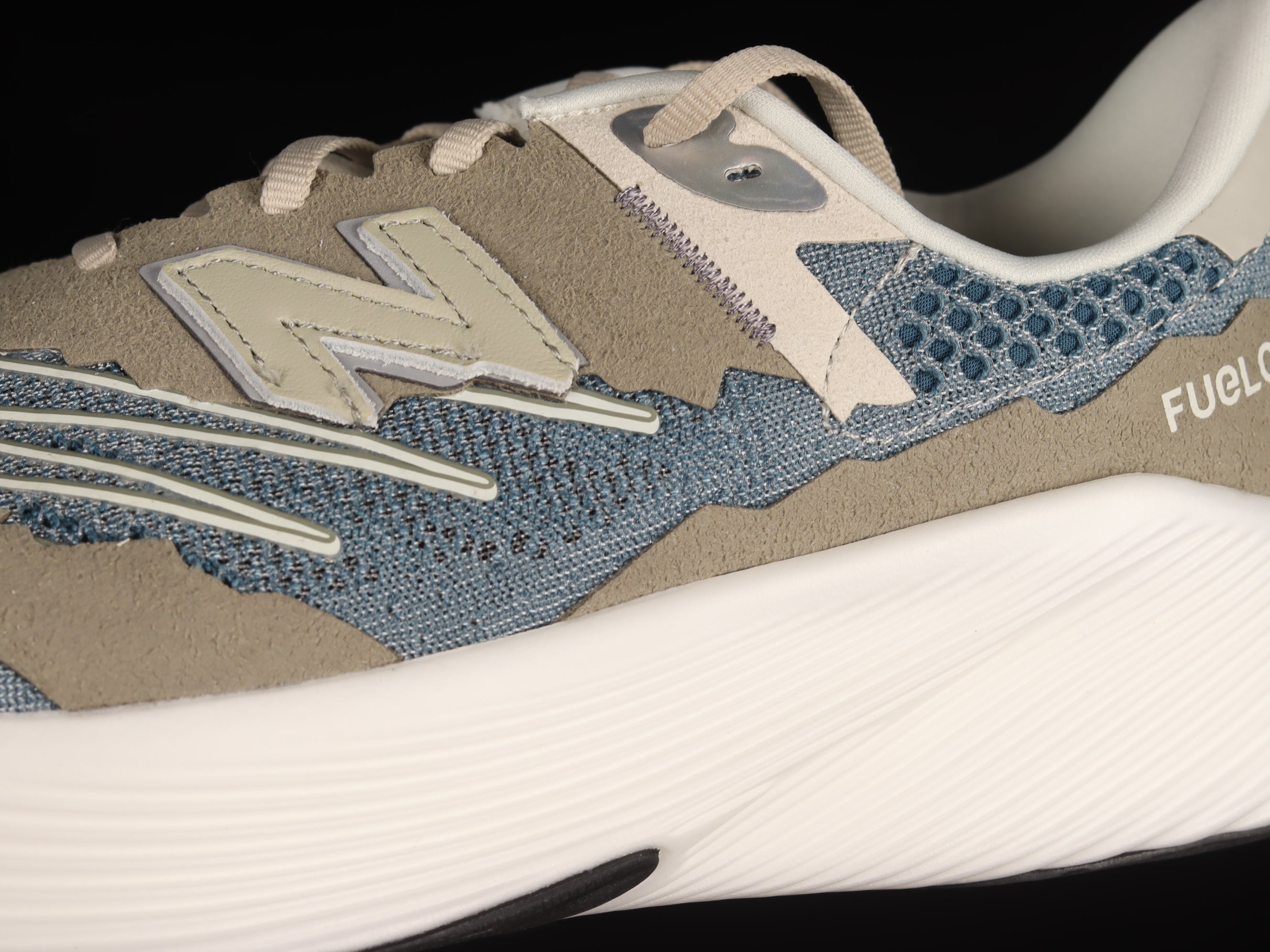 New Balance x Tokyo Design Studio Fuelcell RC Elite v2 - Grey