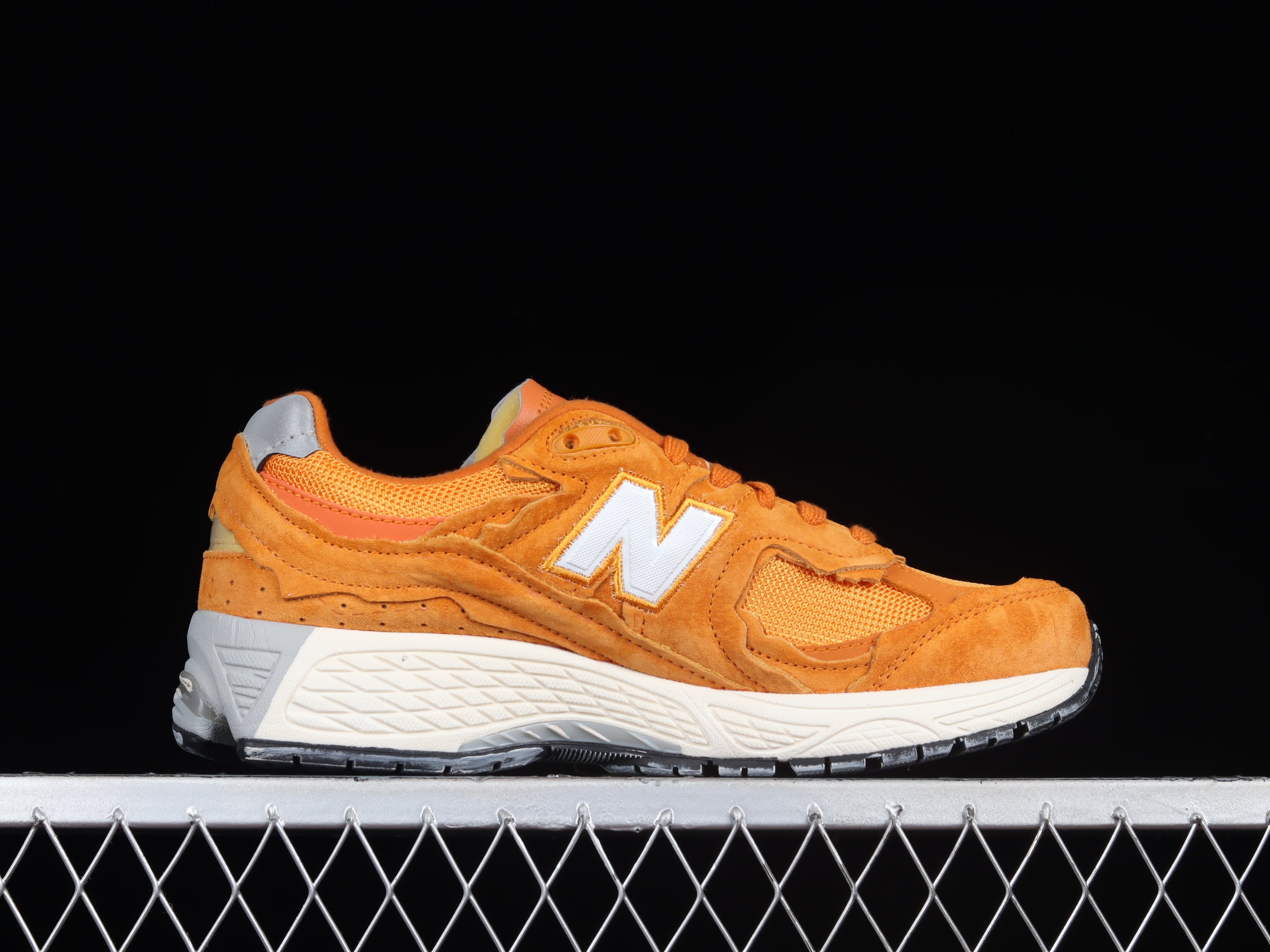 New Balance 2002R Protection Pack - Vintage Orange