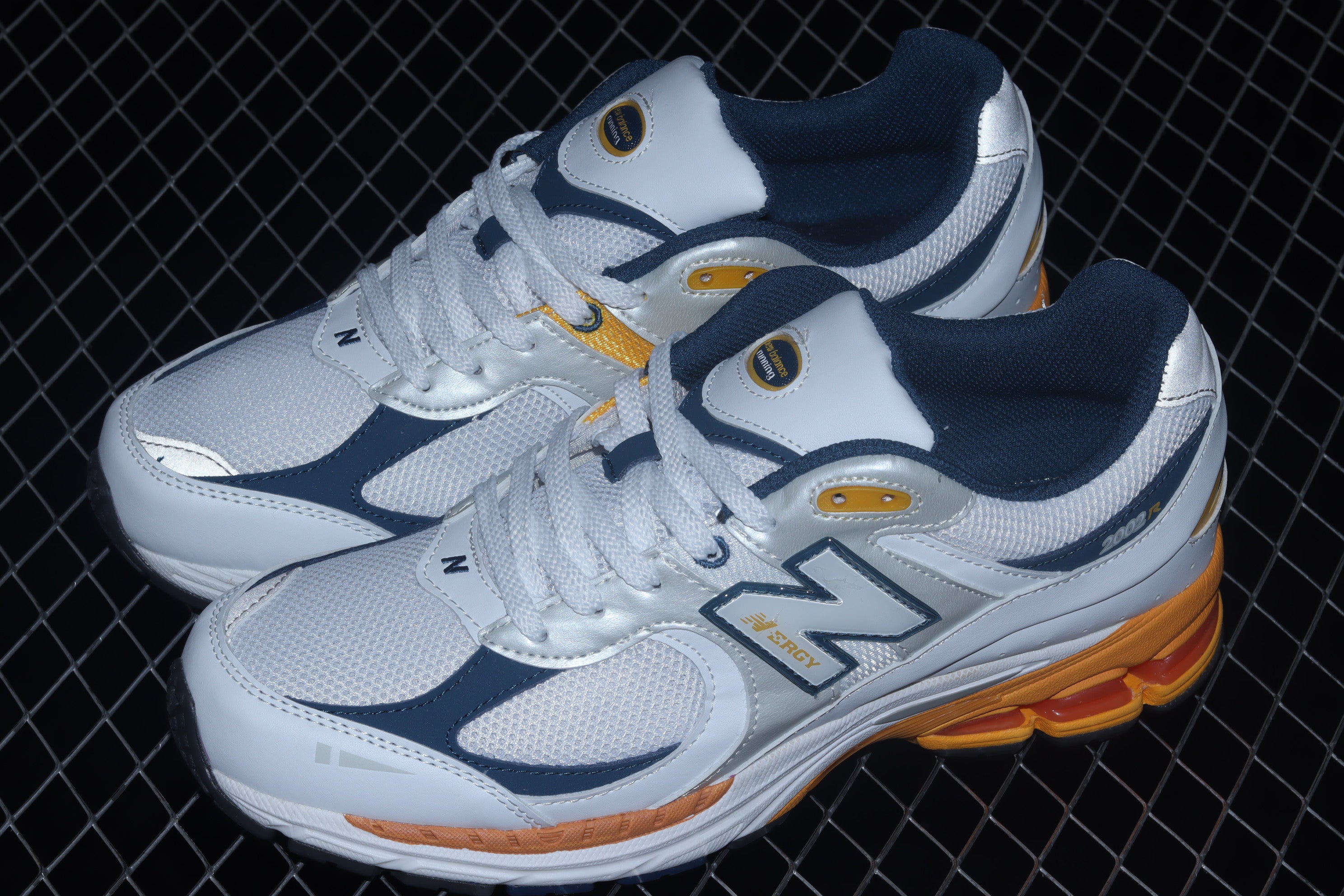 New Balance 2002R - White/Lagoon