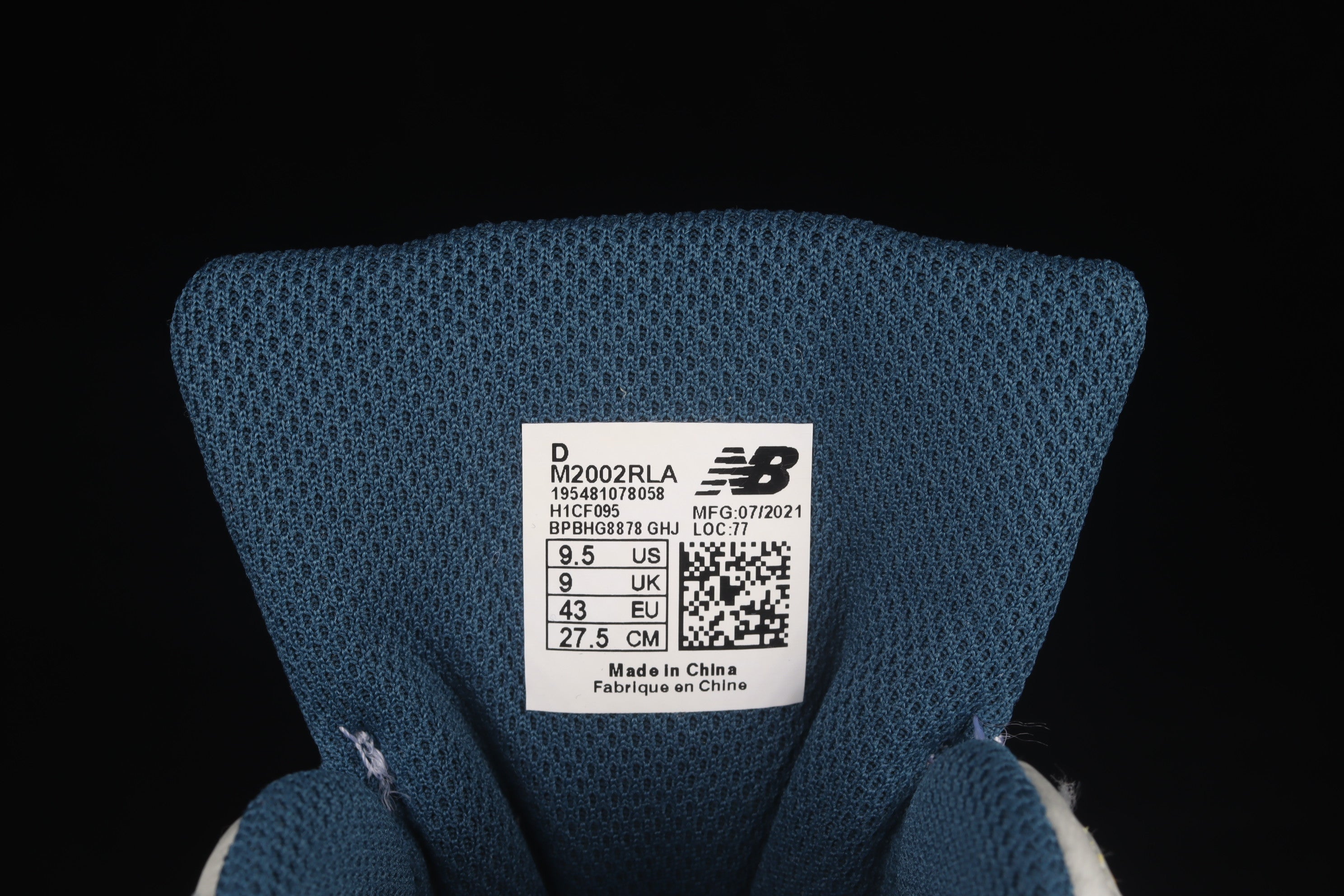 New Balance 2002R - White/Lagoon
