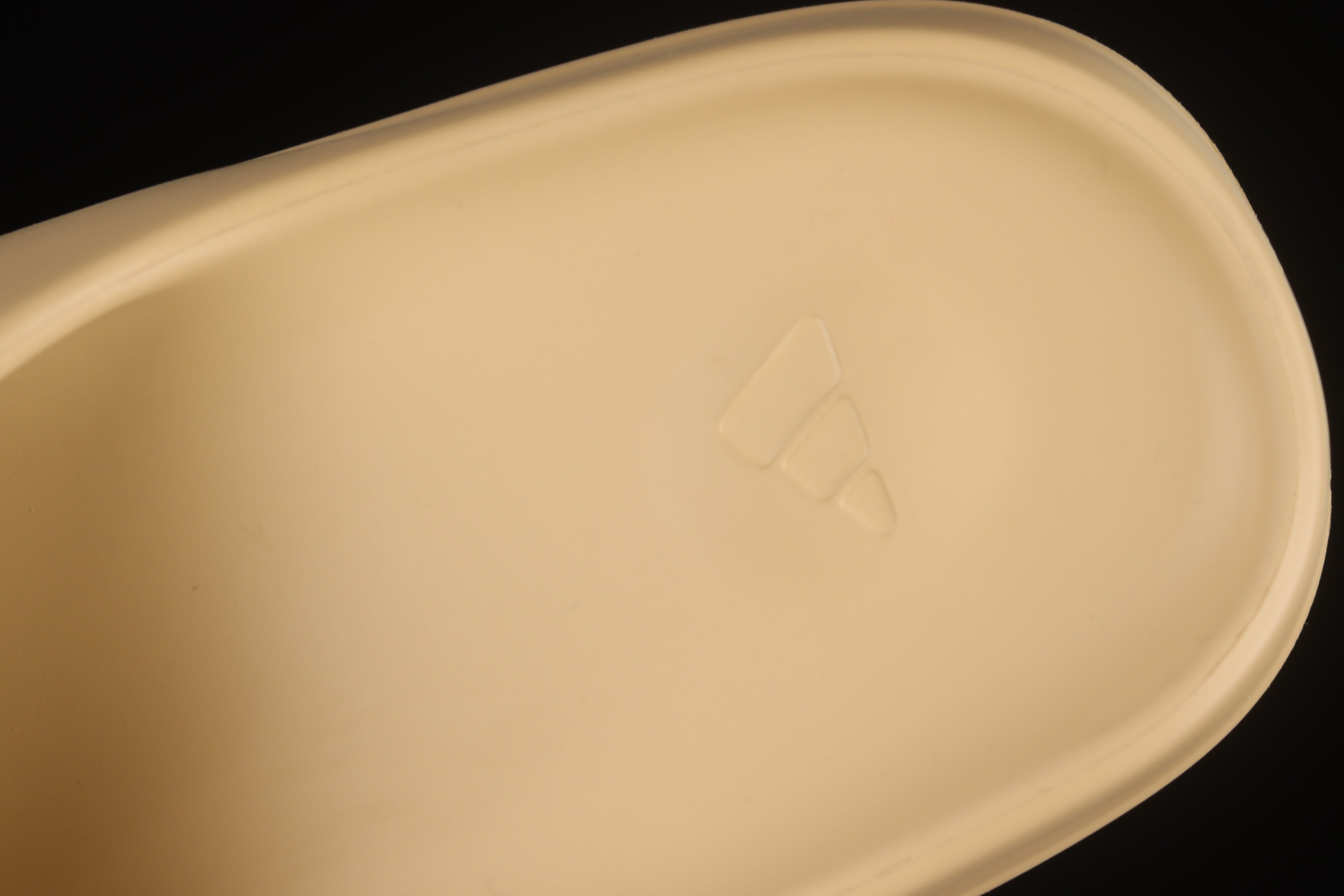 adidasUnisex Yeezy Slide - Desert Sand