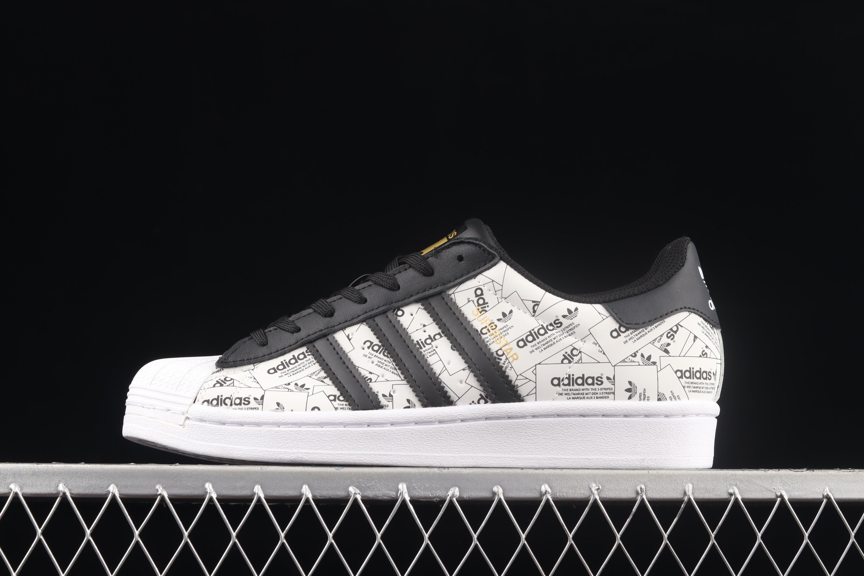 Superstar Reflective - All-Over Print