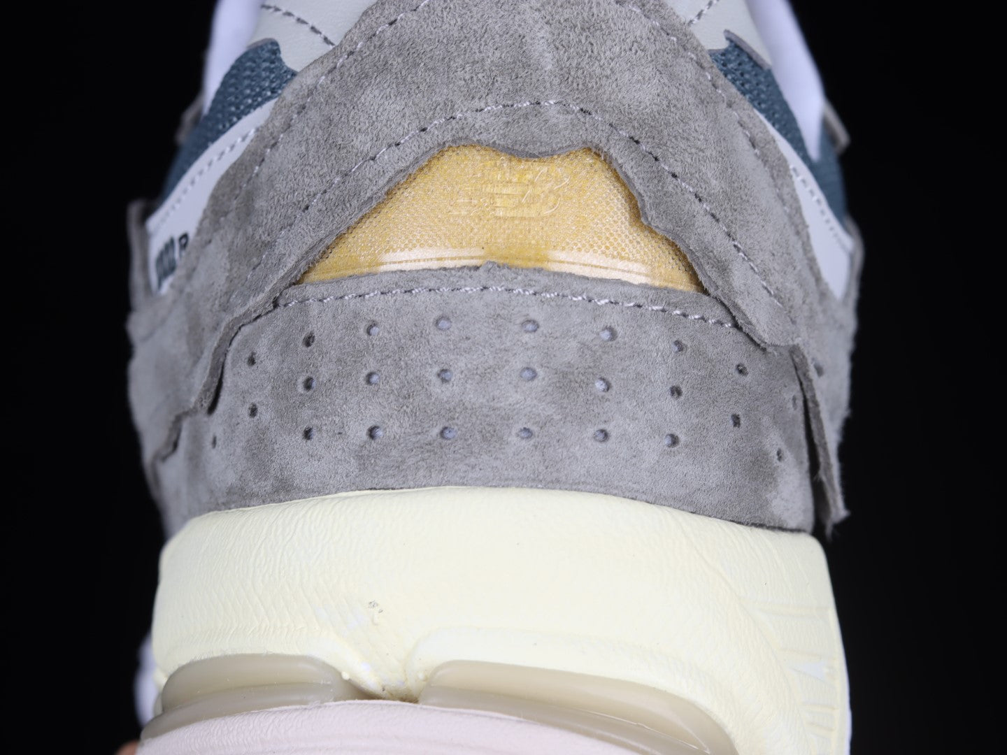 New Balance 2002R - Protection Pack - Mirage Grey
